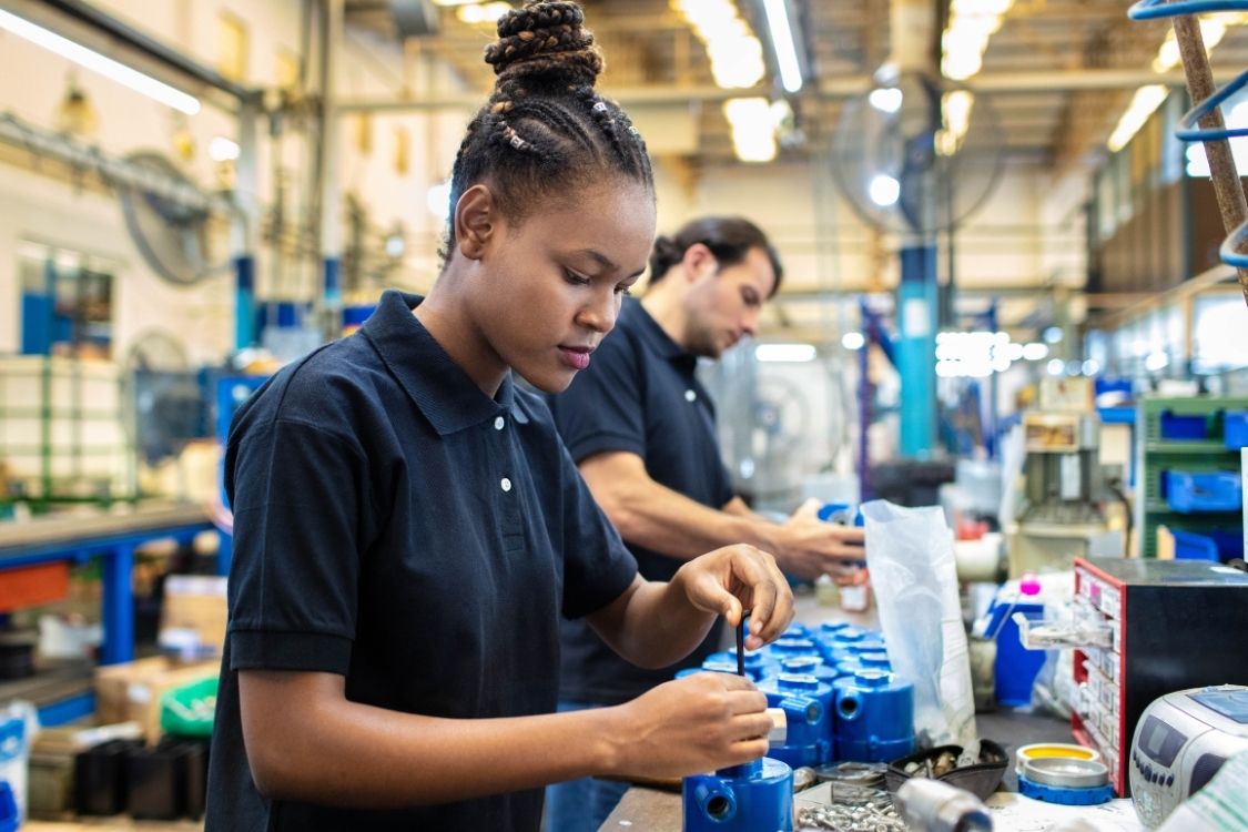 Retail warehouse product preparation